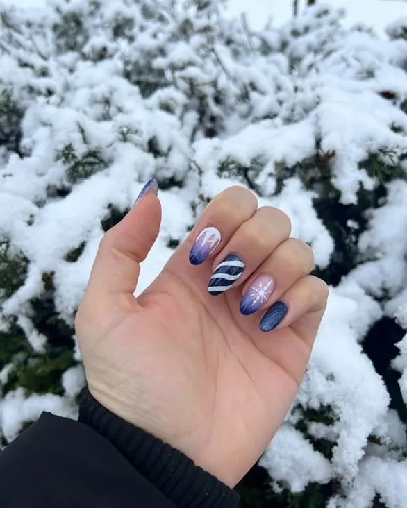 Chrome Nail Design 23 — ImagiNails Zürich