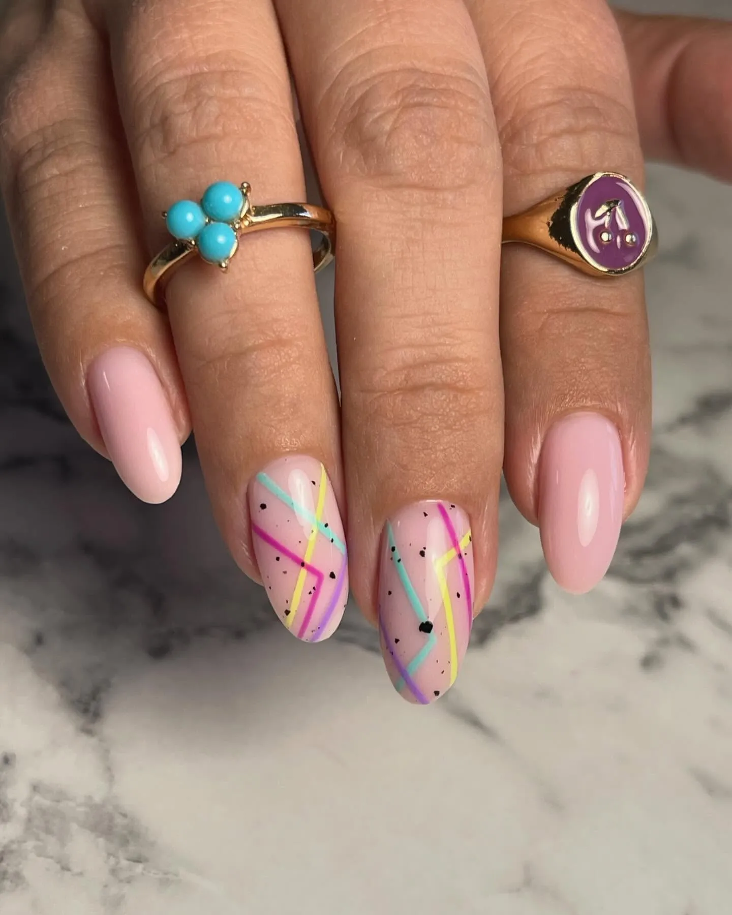 Glitter Nail Design 9 — ImagiNails Zürich